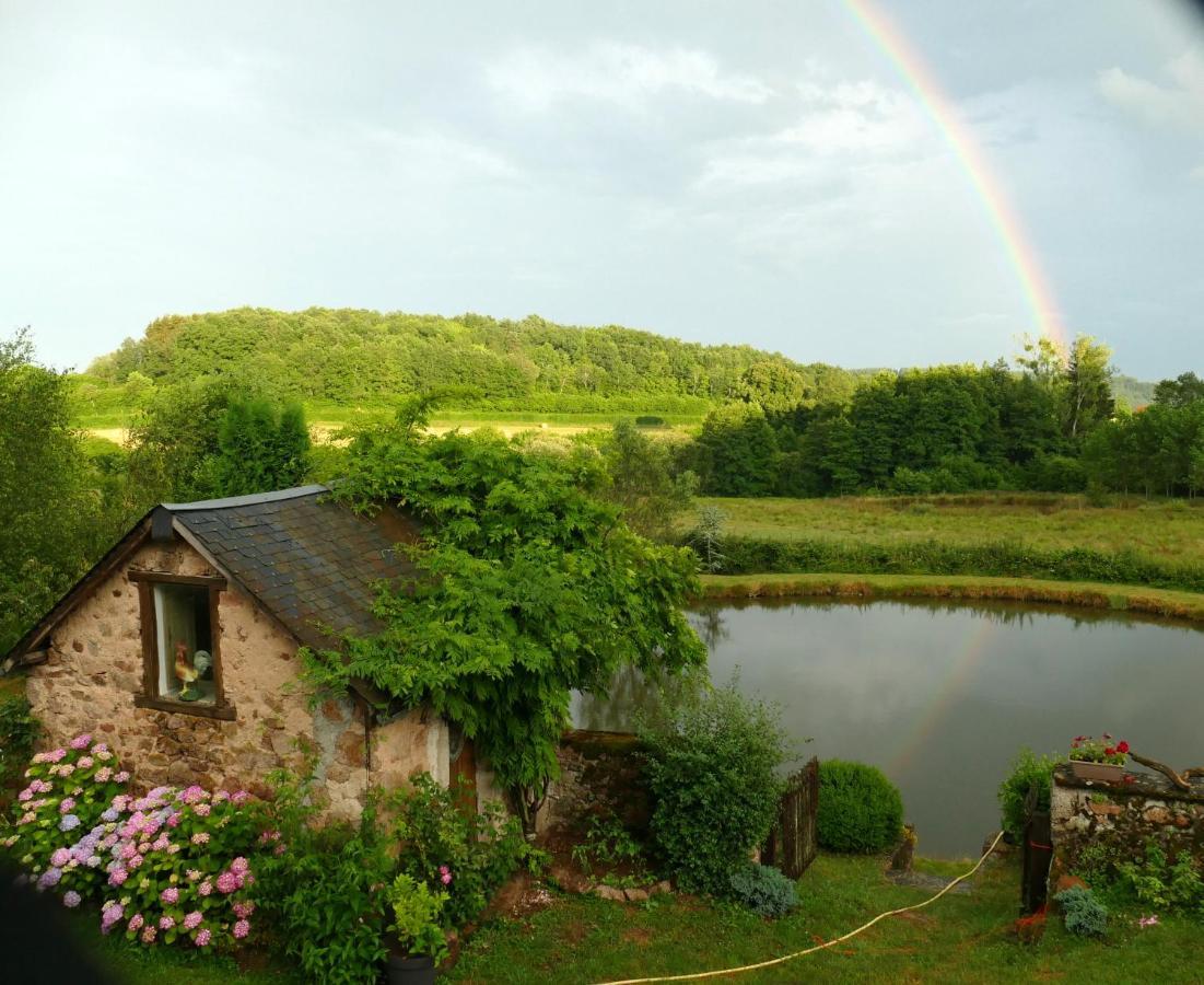 Roulotte Maisonthiers Blanot  Buitenkant foto
