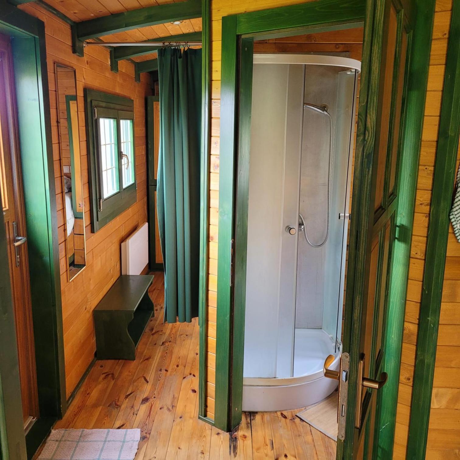 Roulotte Maisonthiers Blanot  Buitenkant foto